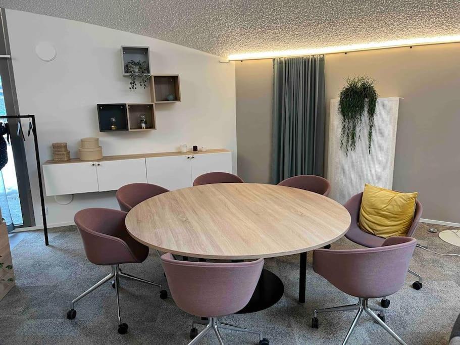 Brand New Modern Condo Built-In Mall Of Tripla Helsinki Luaran gambar
