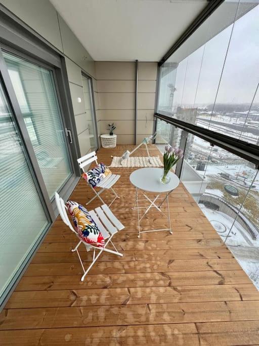 Brand New Modern Condo Built-In Mall Of Tripla Helsinki Luaran gambar